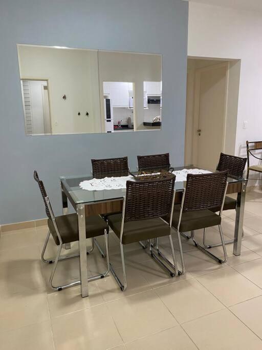 Residencial Lembongan / Aluguel Apartamento Ubatuba